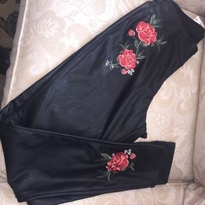 NWT Divided H&M Faux leather leggings w/roses